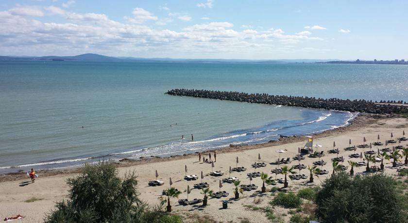 Apartment Morskoi Gnom Burgas ภายนอก รูปภาพ